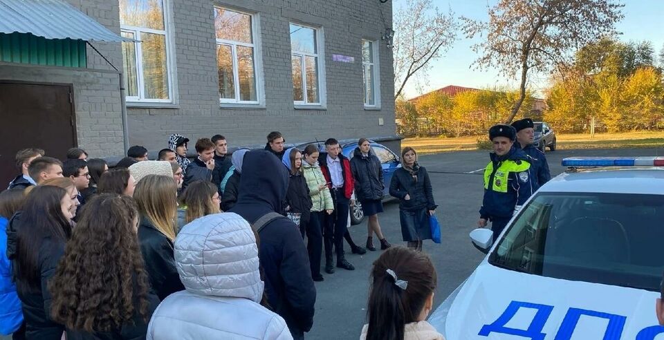 Встреча с сотрудниками ГИБДД г. Челябинска на Кожзаводской 1